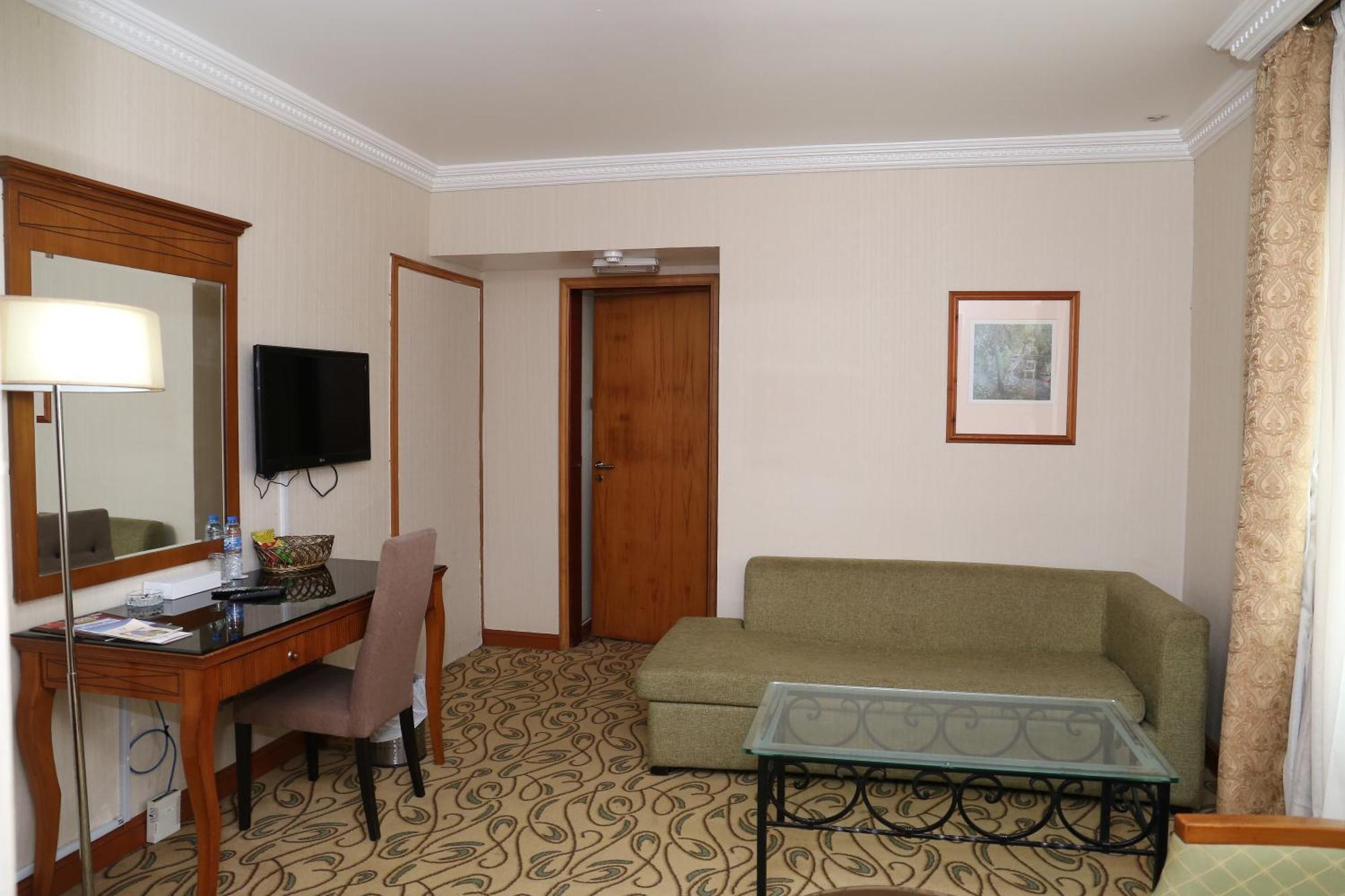 City Plaza Hotel Fujairah Exterior photo