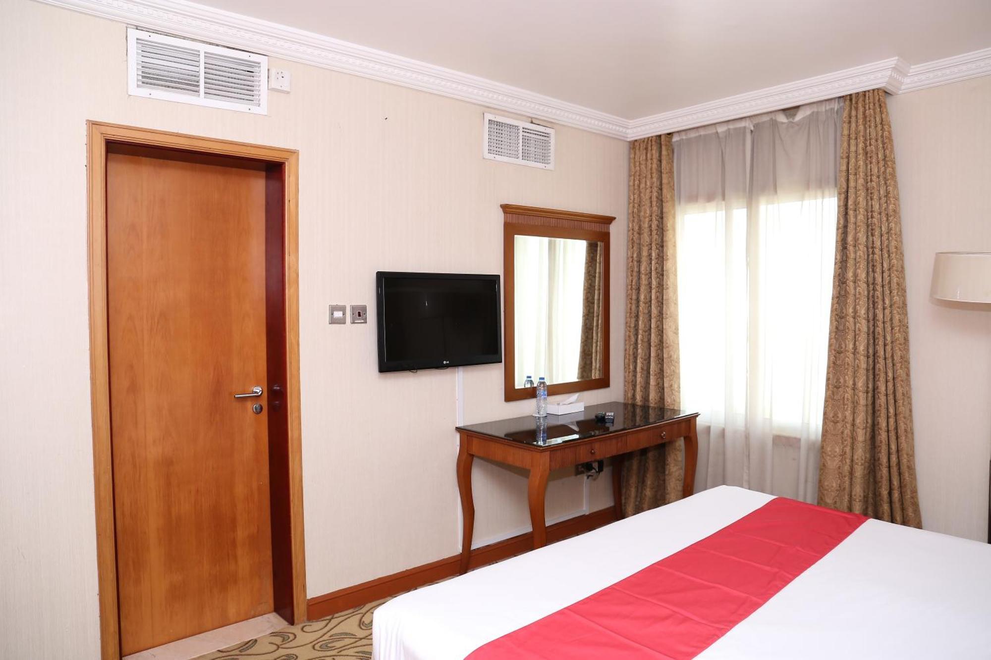 City Plaza Hotel Fujairah Exterior photo